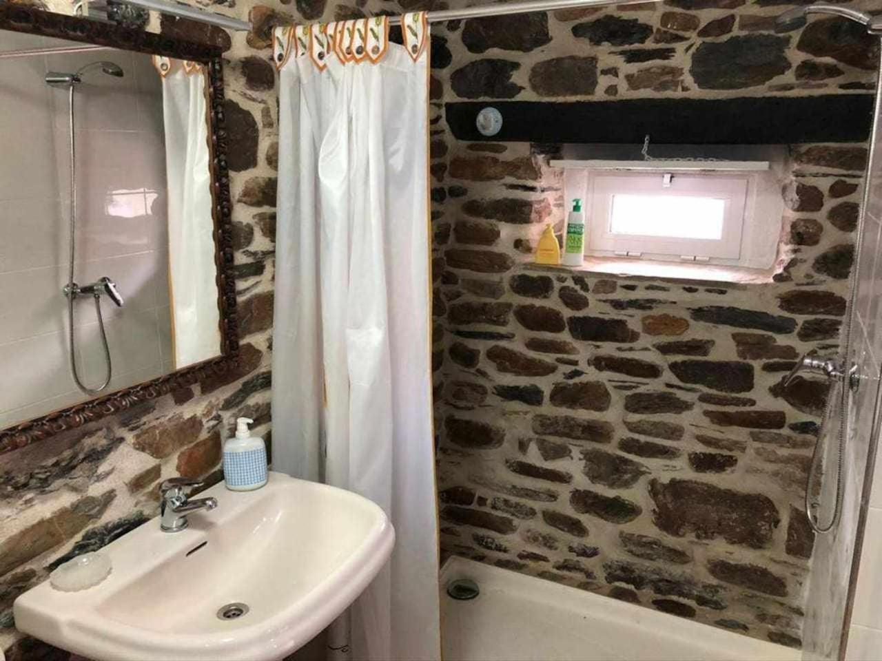 Casa Do Hiebra Alojamiento Rural Ribeira Sacra Castroncelos Екстериор снимка